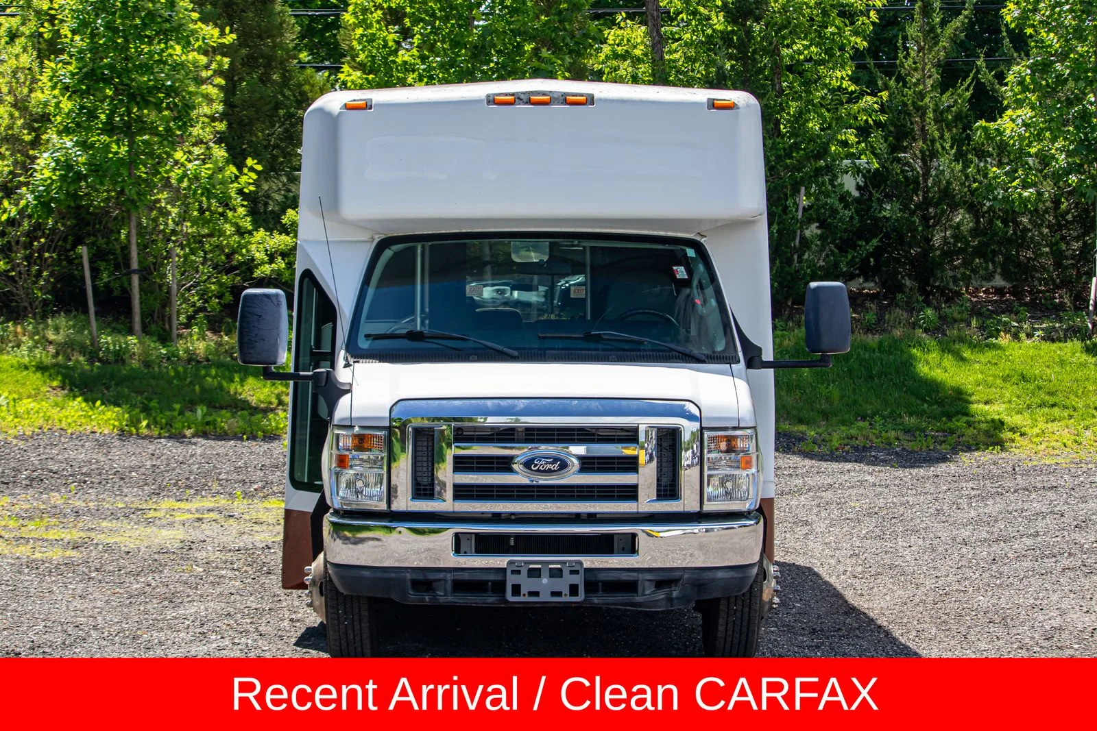 Used 2014 White Ford Base image 2