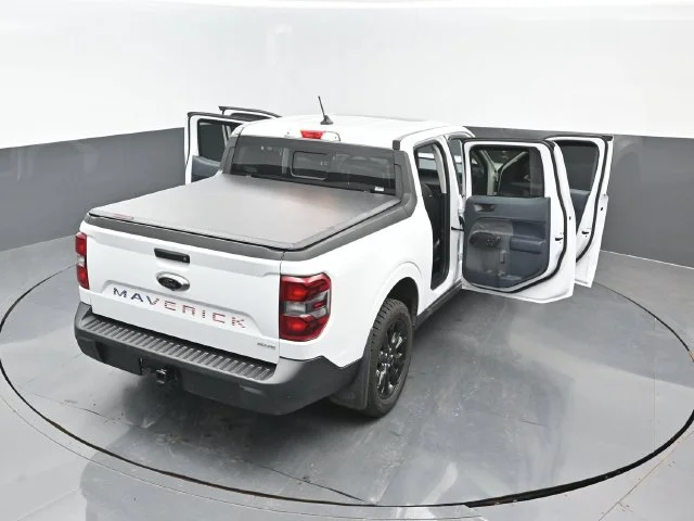 Certified Used 2024 Oxford White Ford Lariat image 28