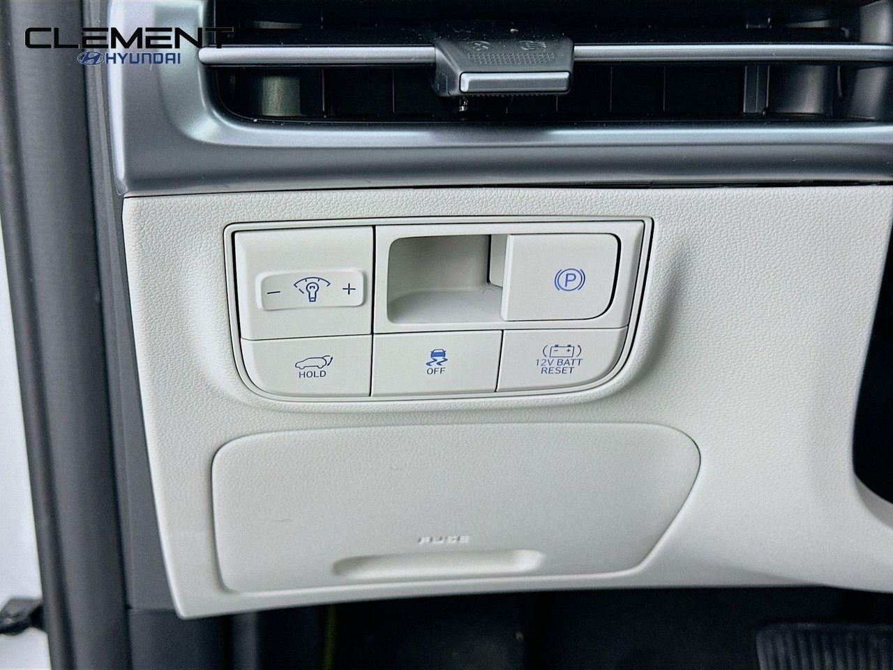 New 2026 White Hyundai SEL AWD image 12