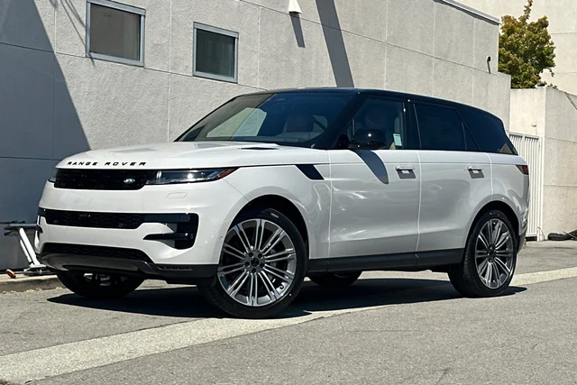 2026 Land Rover Range Rover Sport SE