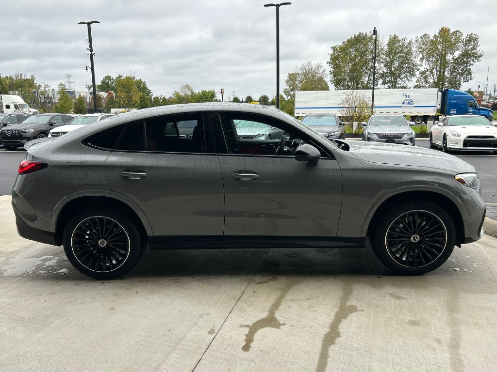 New 2027 MANUFAKTUR Alpine Grey Mercedes-Benz GLC 300 image 9