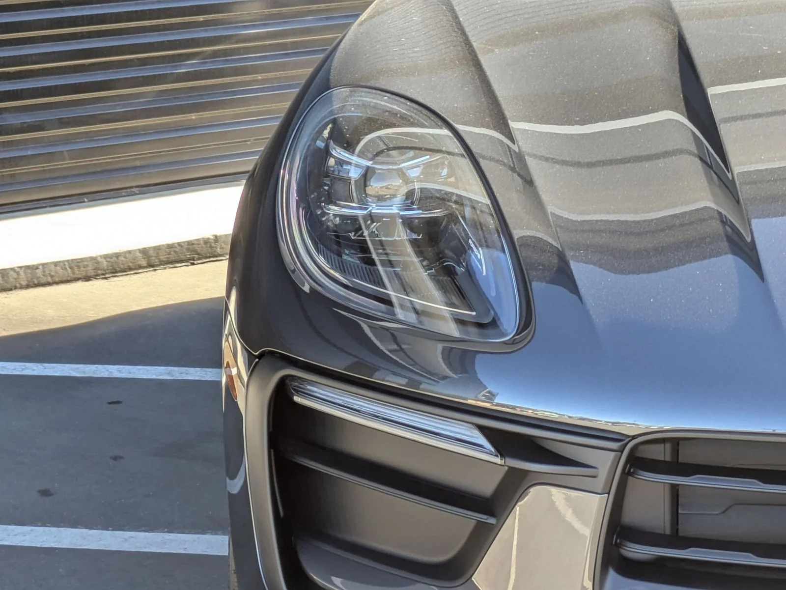 2026 Porsche Macan T - Photo 13