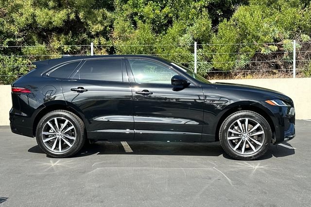 New 2026 Santorini Black Jaguar P250 R-Dynamic S image 6