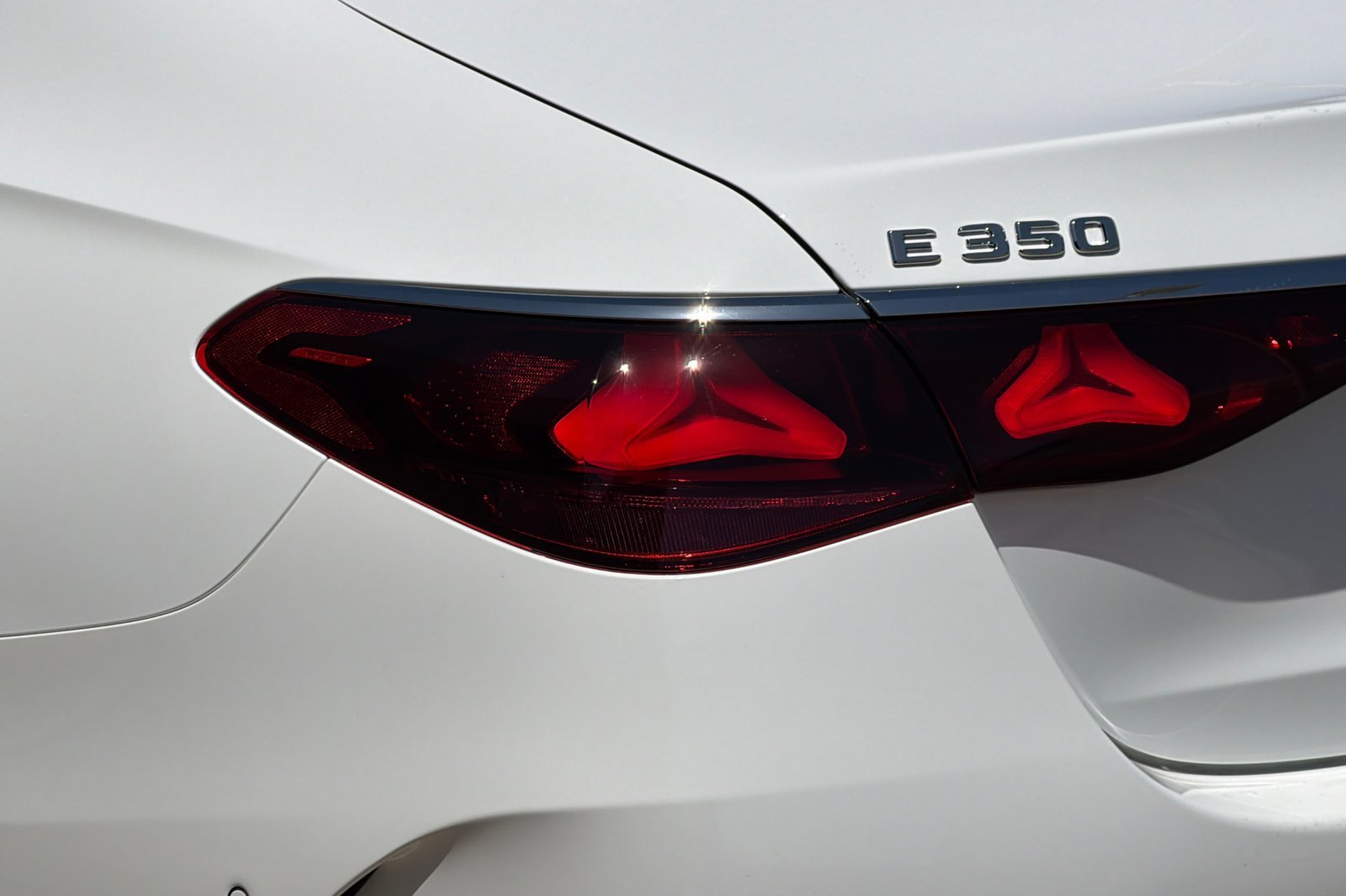 New 2026 Polar White Mercedes-Benz E 350 image 14
