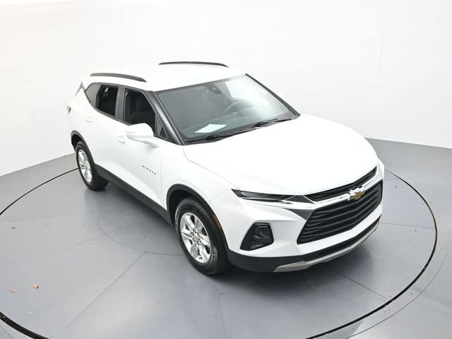 Used 2022 Summit White Chevrolet LT image 35