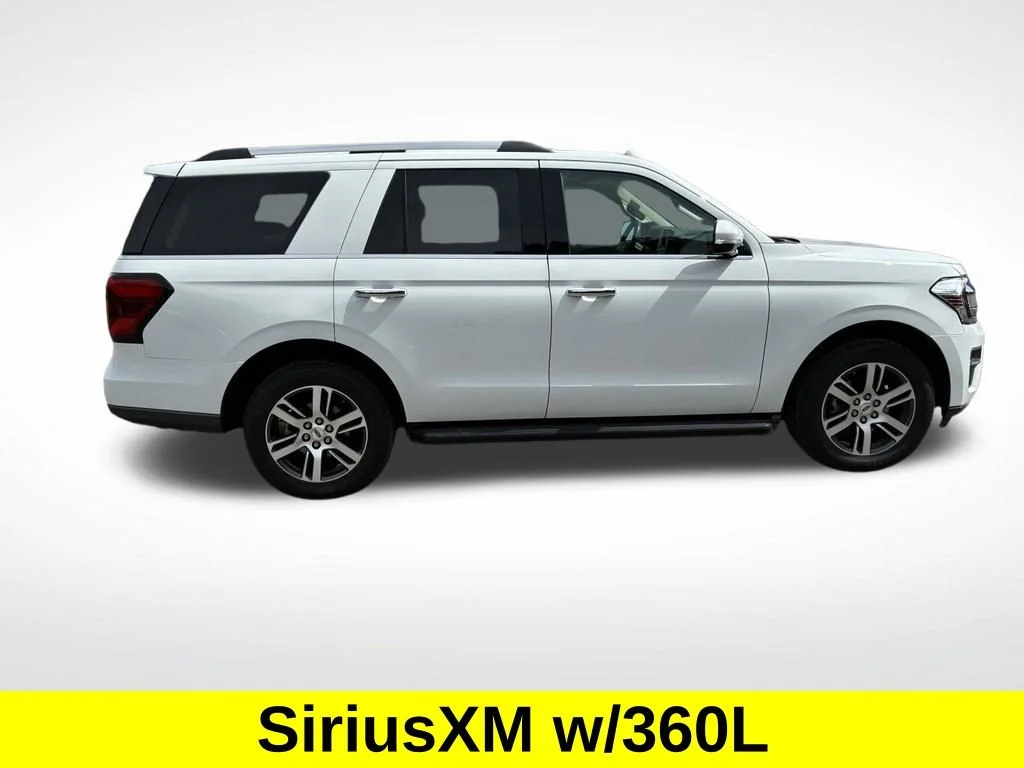 Used 2024 White Ford Limited image 4
