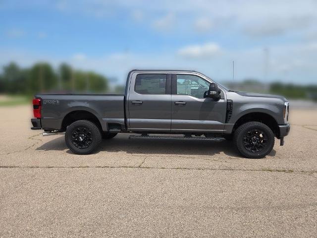 New 2026 Carbonized Gray Metallic Ford F-250® Lariat® image 29