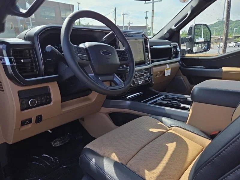 New 2026 Star White Metallic Tri-Coat Ford F-250® Lariat® image 27