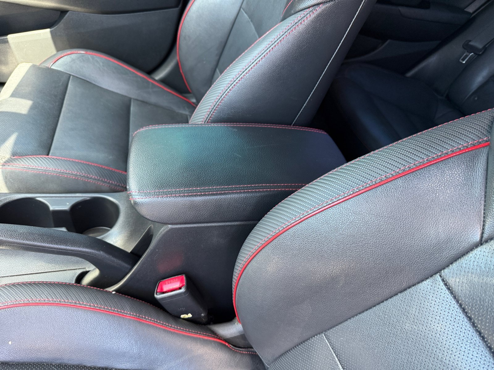 Used 2019 Galactic Gray Hyundai Sport image 14
