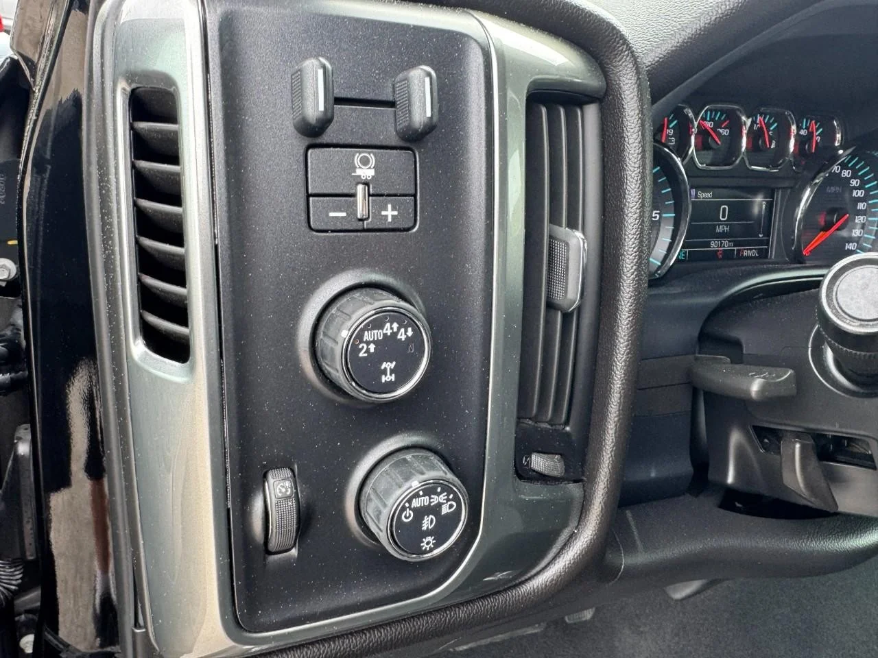 Used 2019 Black Chevrolet 4WD Double Cab LT w/2LT image 14