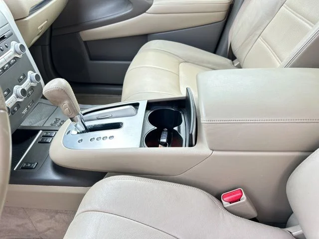Used 2012 White Nissan SL image 32