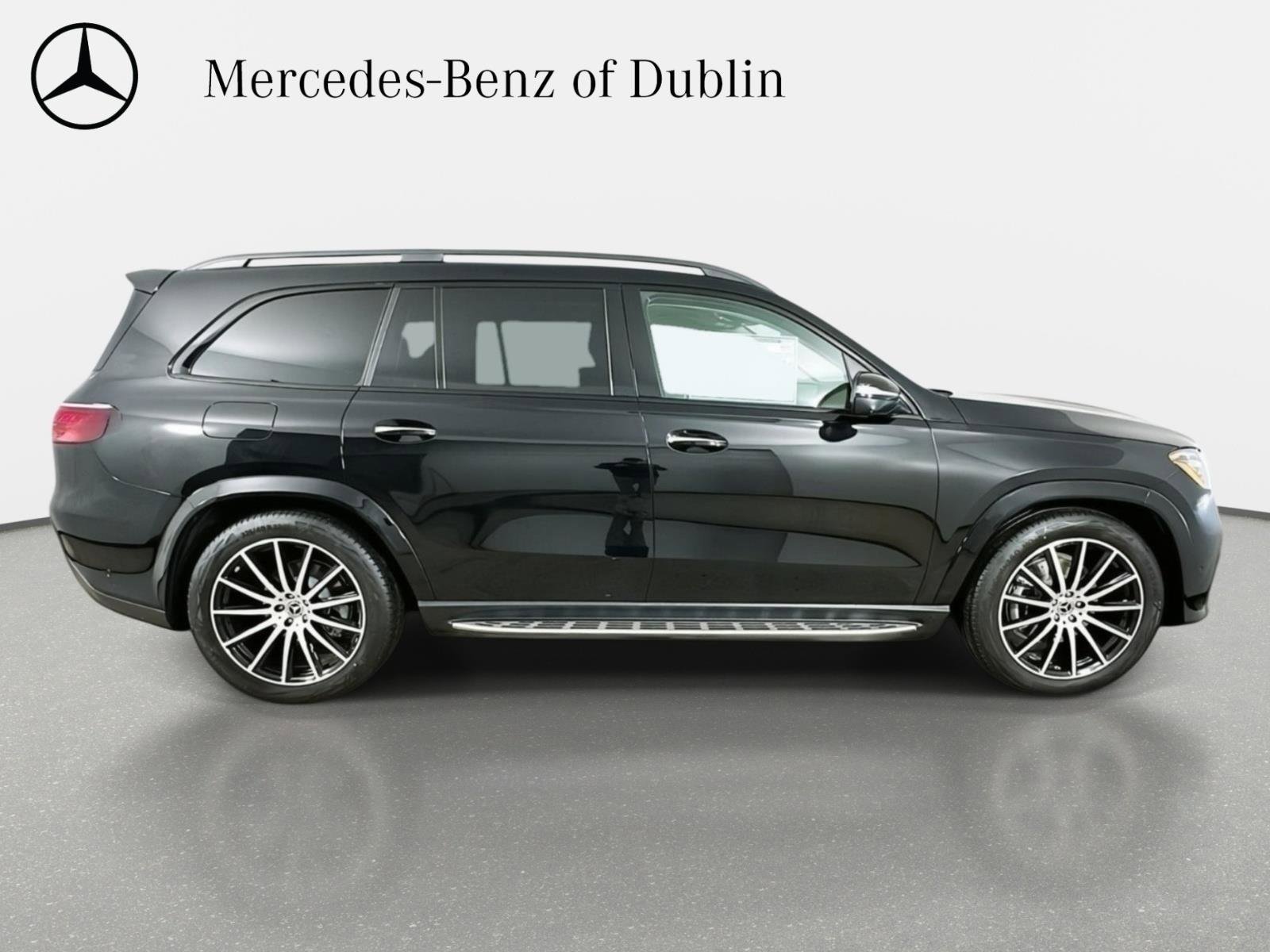 Used 2026  Mercedes-Benz GLS 450 image 4