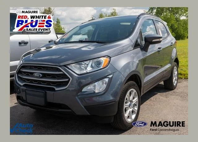 Used 2022  Ford SE image 1