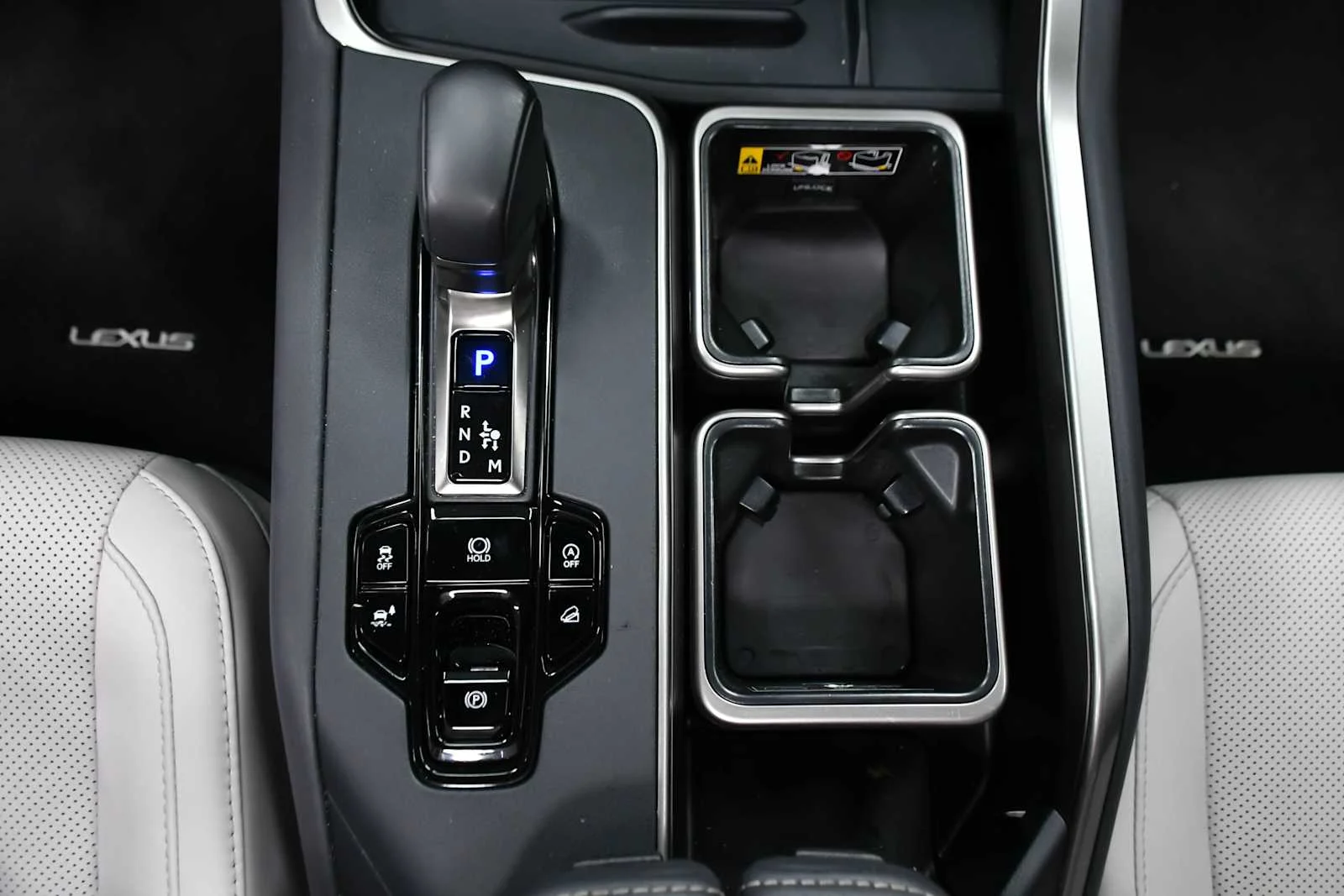 Certified Used 2025 WIND CHILL PEARL Lexus Premium image 22