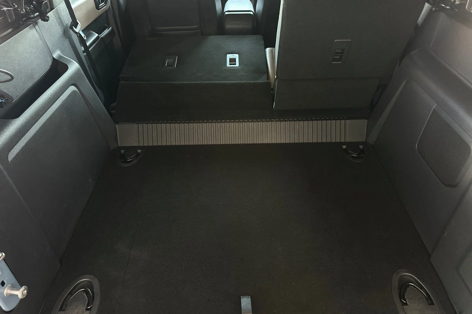 Certified Used 2024 Gray Ford Wildtrak image 14