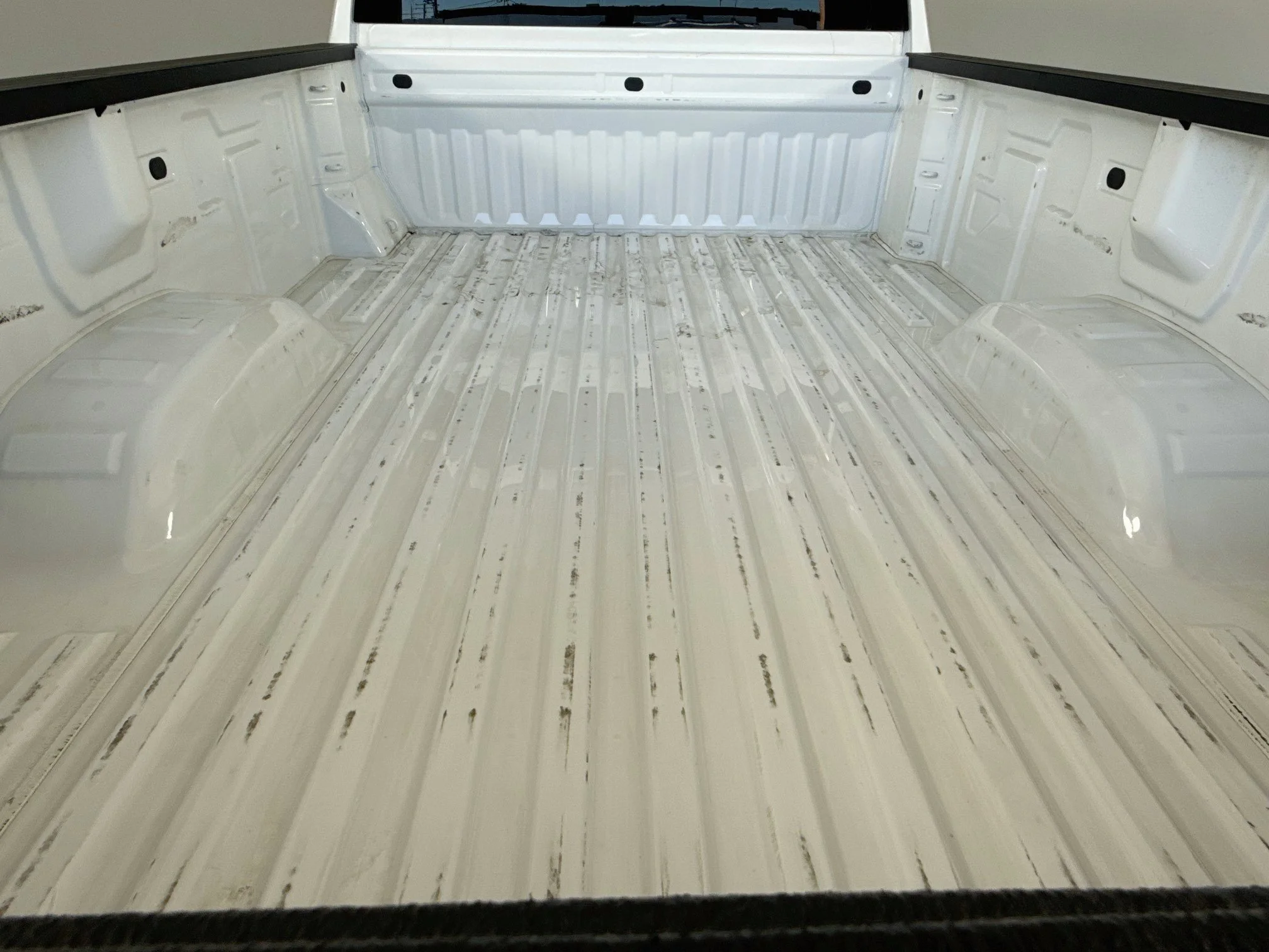 Used 2022 SUMMIT WHITE Chevrolet Custom image 27
