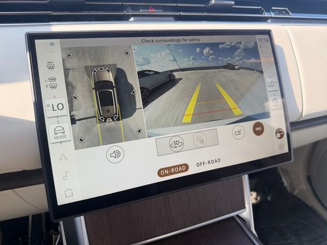 New 2026 Fuji White Land Rover SE image 21