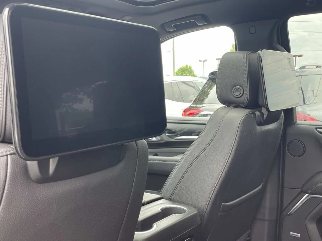 Used 2023 Black GMC Denali image 13
