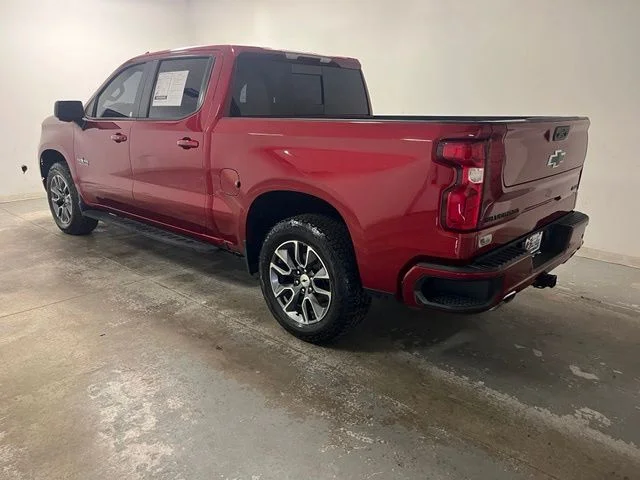 Used 2023 Red Chevrolet RST image 6