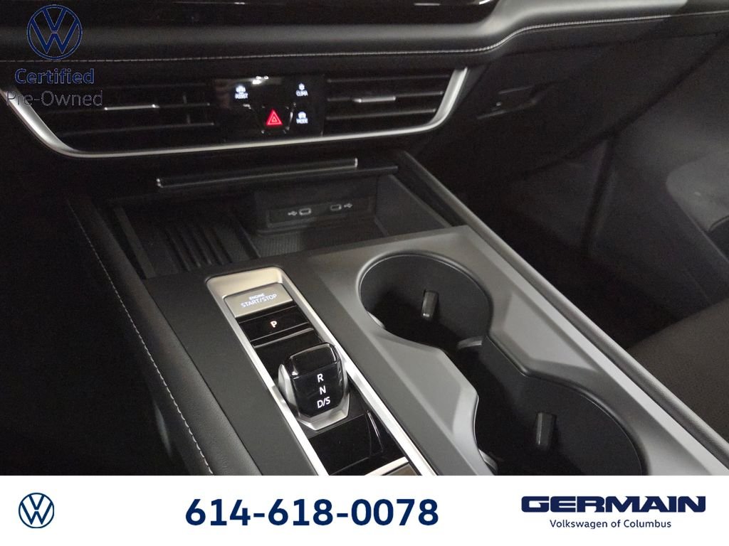 Used 2025  Volkswagen 2.0T SE image 23