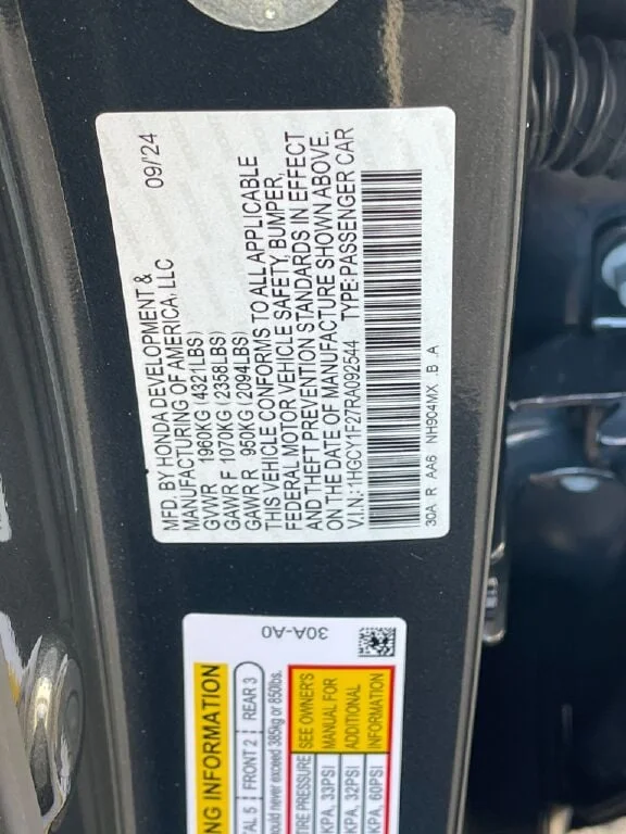 Used 2024 Meteorite Gray Metallic Honda LX image 35