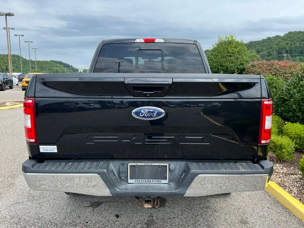 Used 2019 Black Metallic Ford Lariat image 8