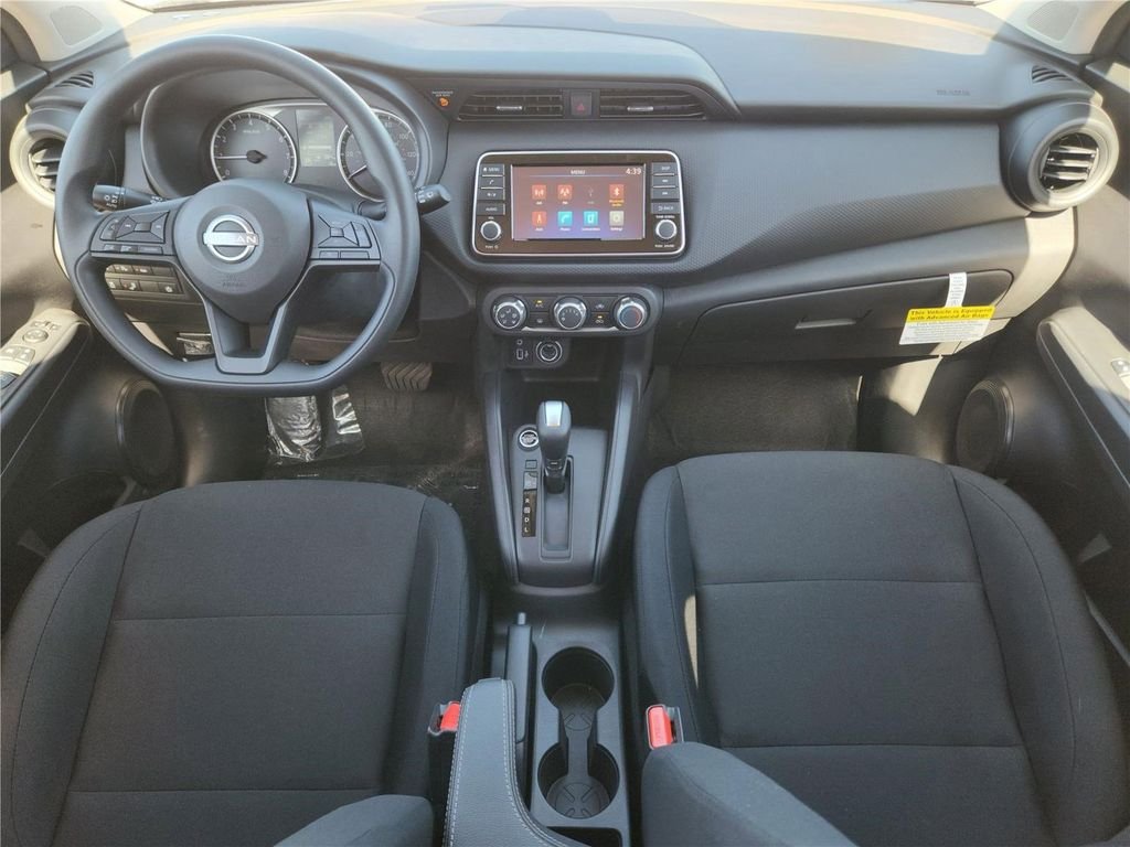 2025 Nissan KICKS PLAY Base - Photo 12