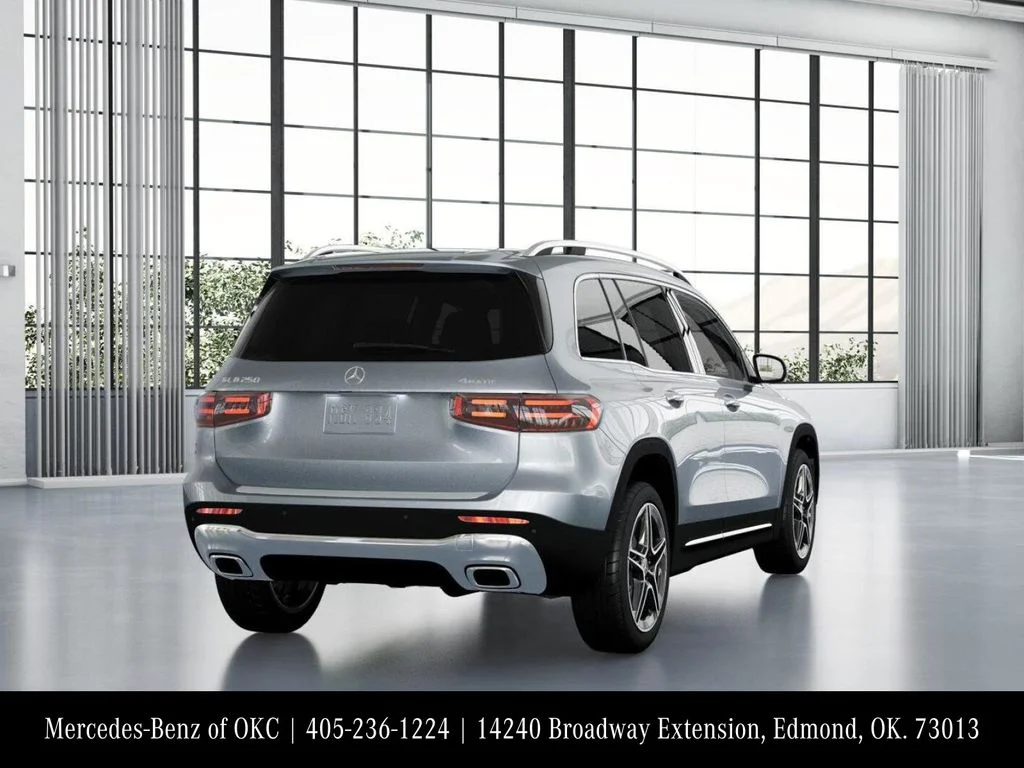 Used 2026 Silver Mercedes-Benz GLB 250 image 23