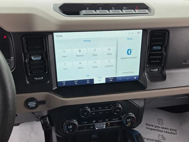 Used 2023 White Ford Wildtrak image 17