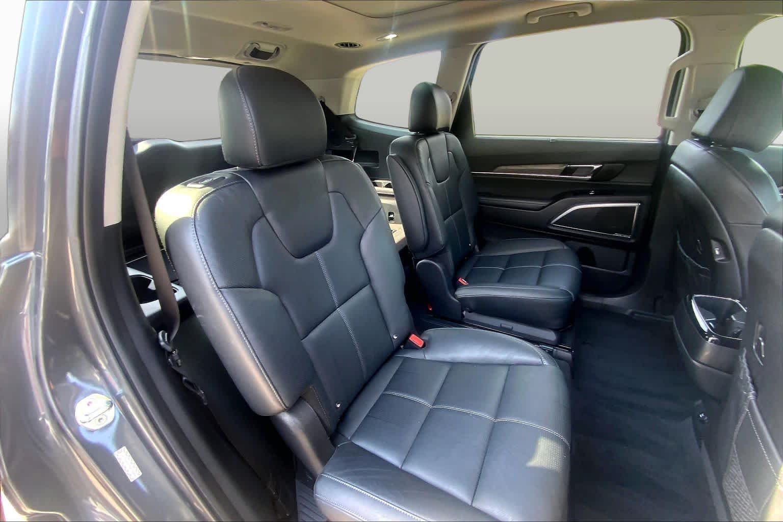 Used 2021 Gravity Grey Kia SX image 19
