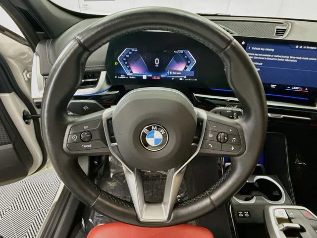 Used 2023 White BMW xDrive28i image 11