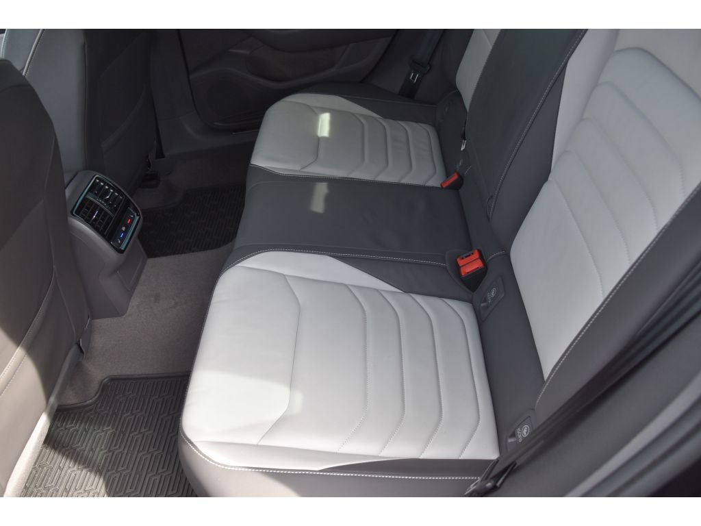 Used 2020 Deep Black Pearl Volkswagen SEL Premium R-Line image 15