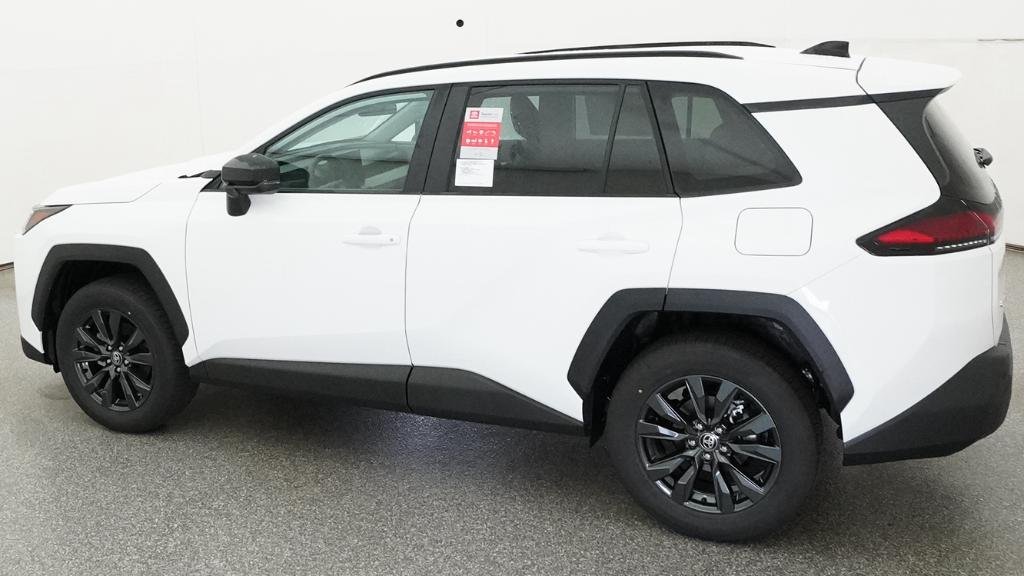 New 2026 Ice Cap Toyota XLE Premium image 14