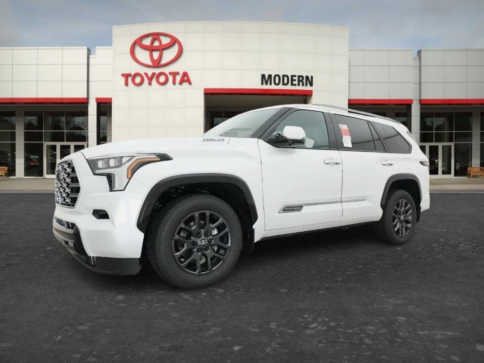 New 2026 Wind Chill Pearl Toyota Platinum image 2