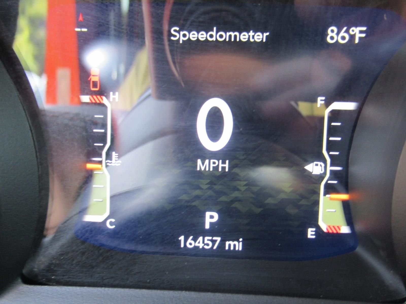 Used 2025  Jeep Mojave image 25