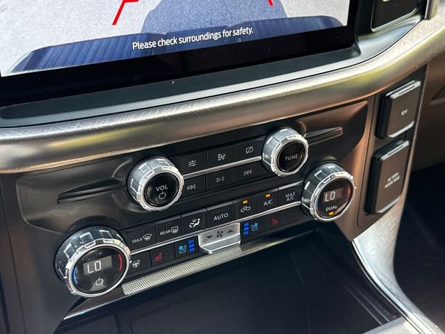 Used 2021  Ford King Ranch image 26