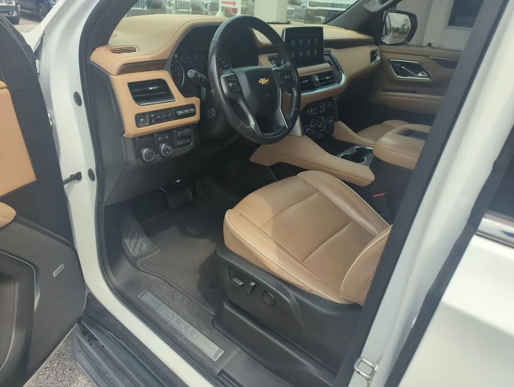 Used 2021 White Chevrolet Premier image 10