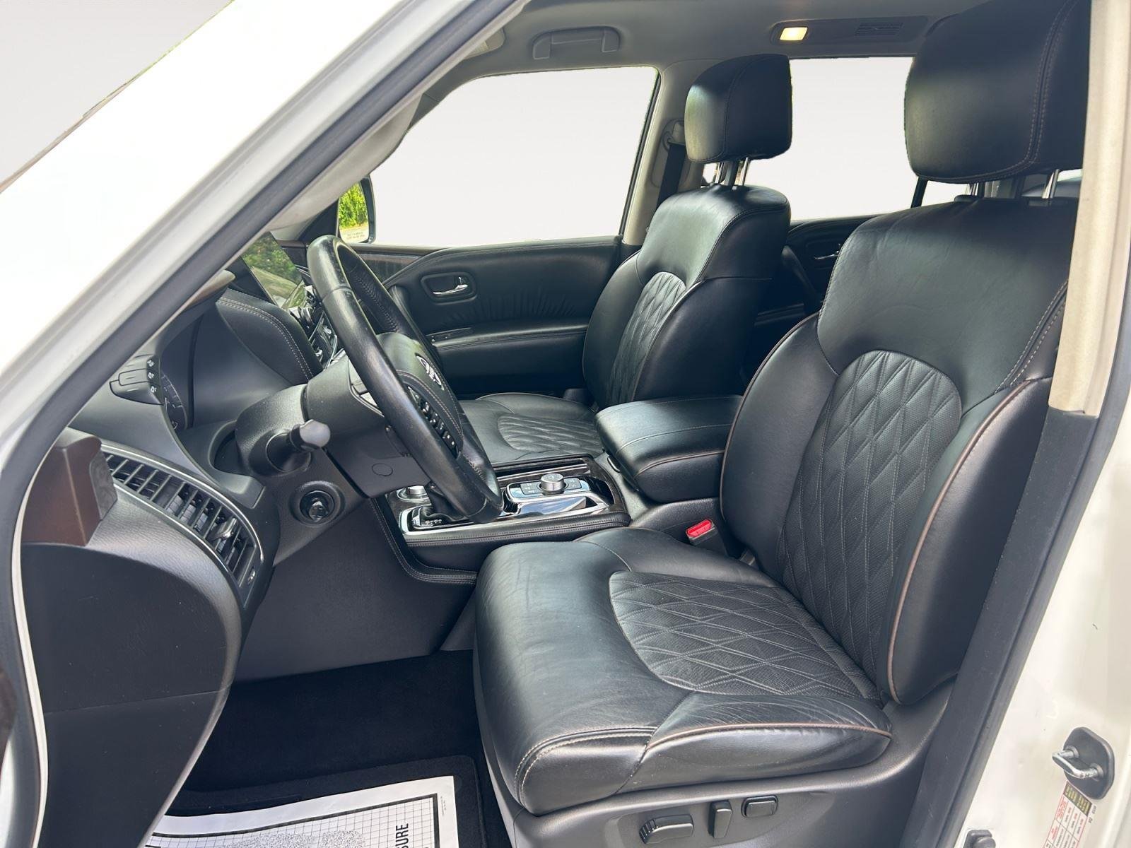Used 2023 Aspen White Tricoat Nissan Platinum image 9