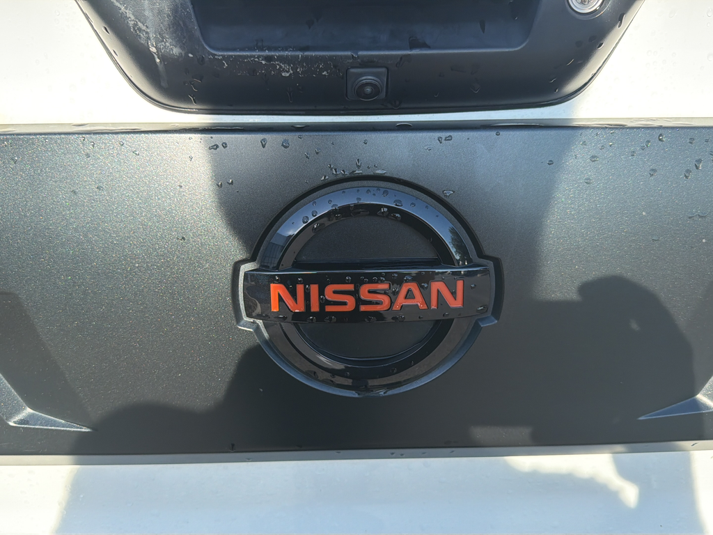 Used 2021 White Nissan PRO-4X image 16
