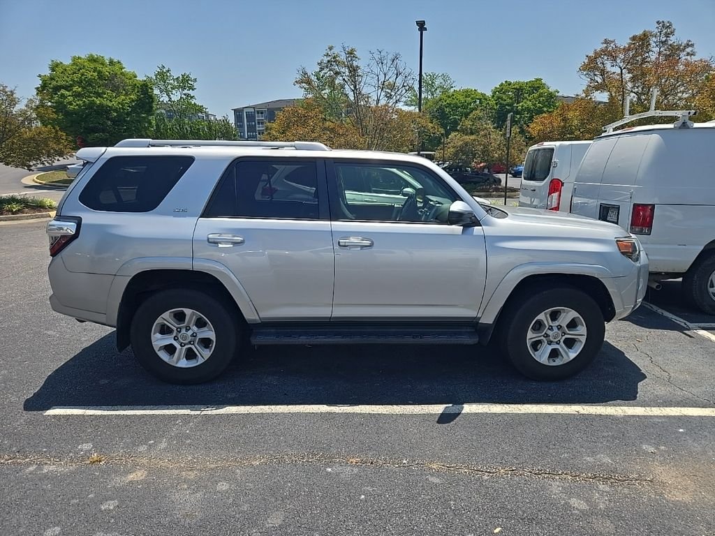 Used 2015 Silver Toyota SR5 image 2