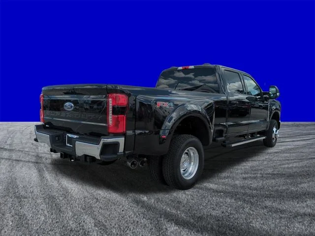 New 2026 Agate Black Metallic Ford F-350® Lariat® image 4