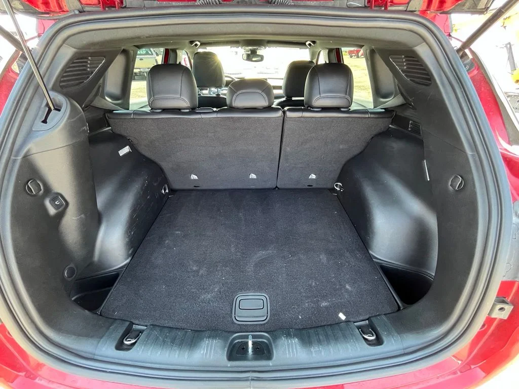 Used 2026 Red Jeep Trailhawk image 17