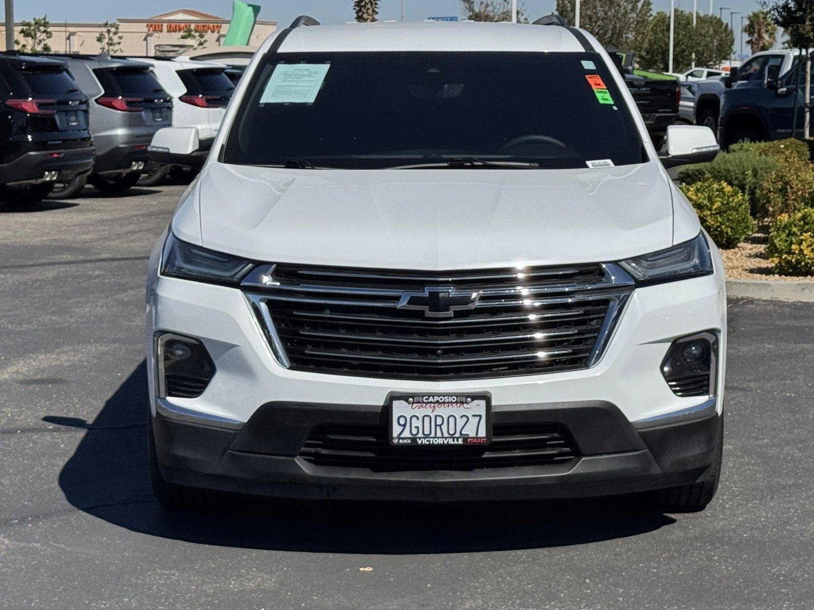 Used 2023 SUMMIT WHITE Chevrolet LT Cloth image 2