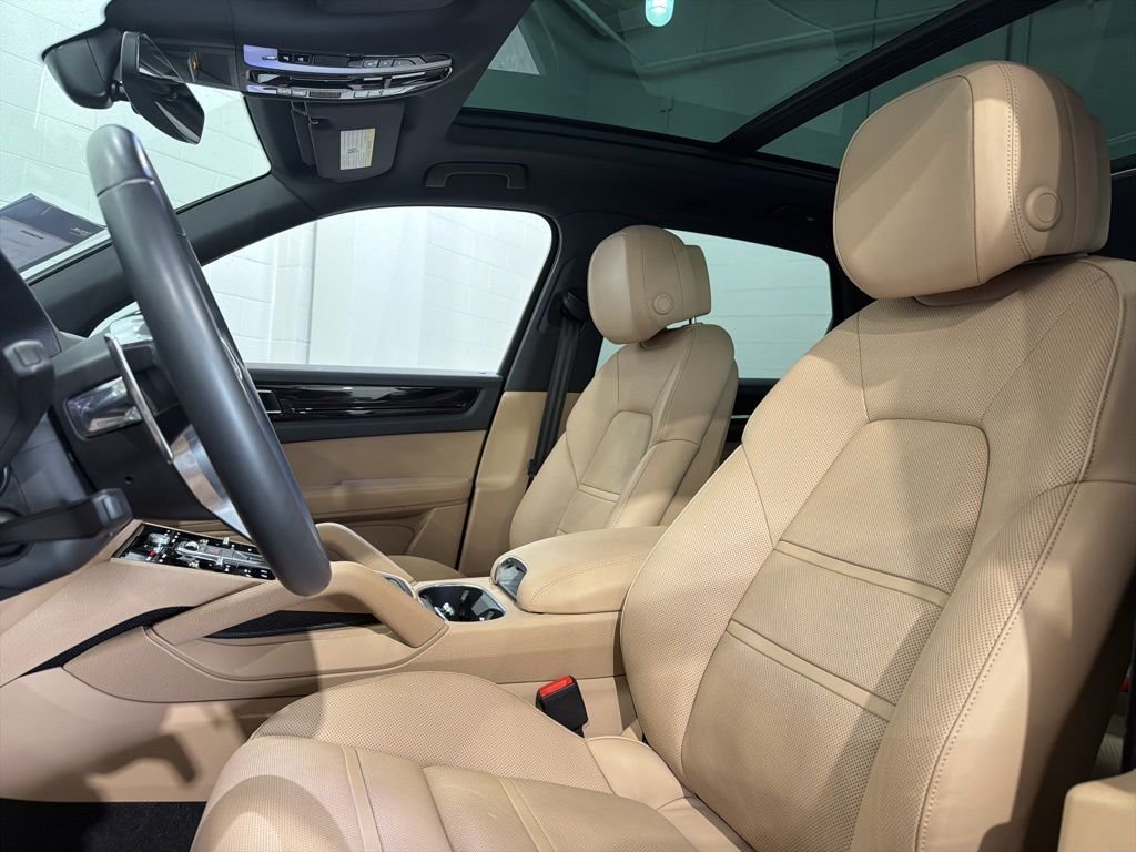 Certified Used 2023 Blue Porsche  image 5