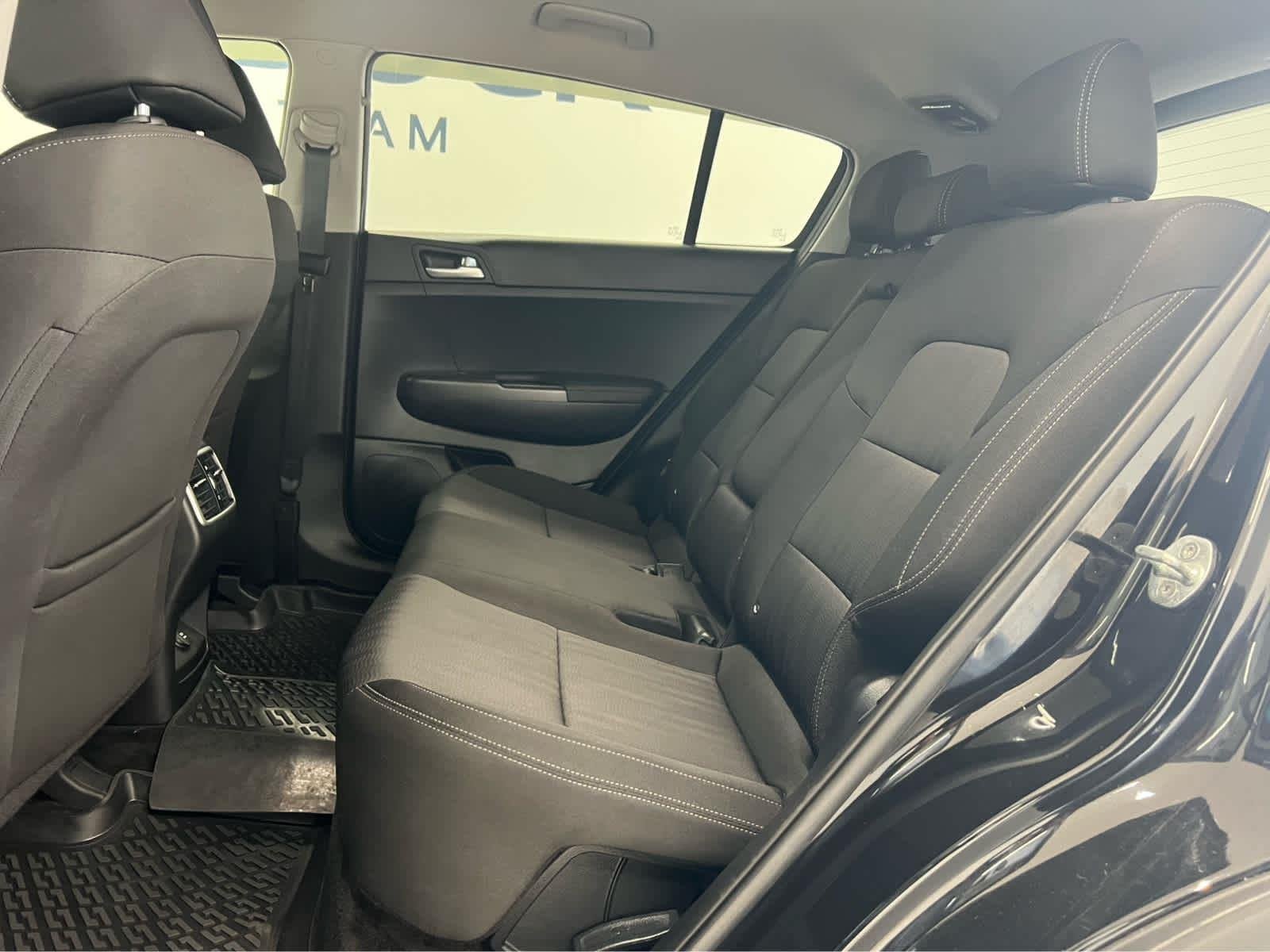 2022 Kia Sportage LX - Photo 24