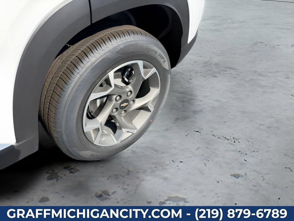 2026 Chevrolet Trax LT - Photo 32