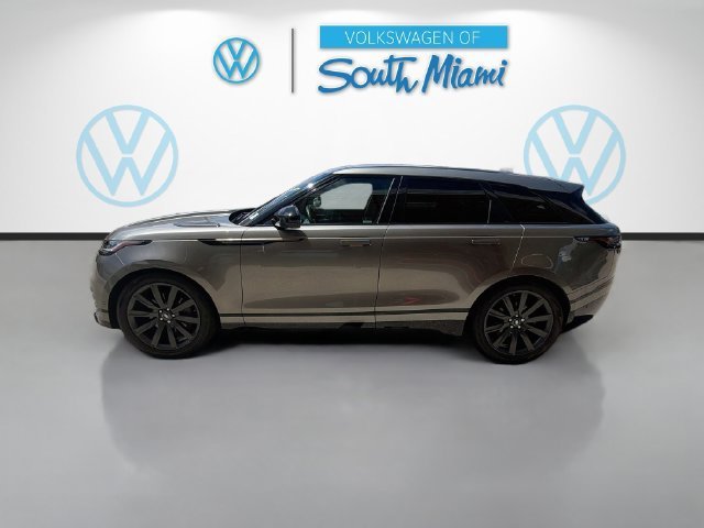 Used 2019 Silicon Silver Premium Metallic Land Rover R-Dynamic HSE image 4