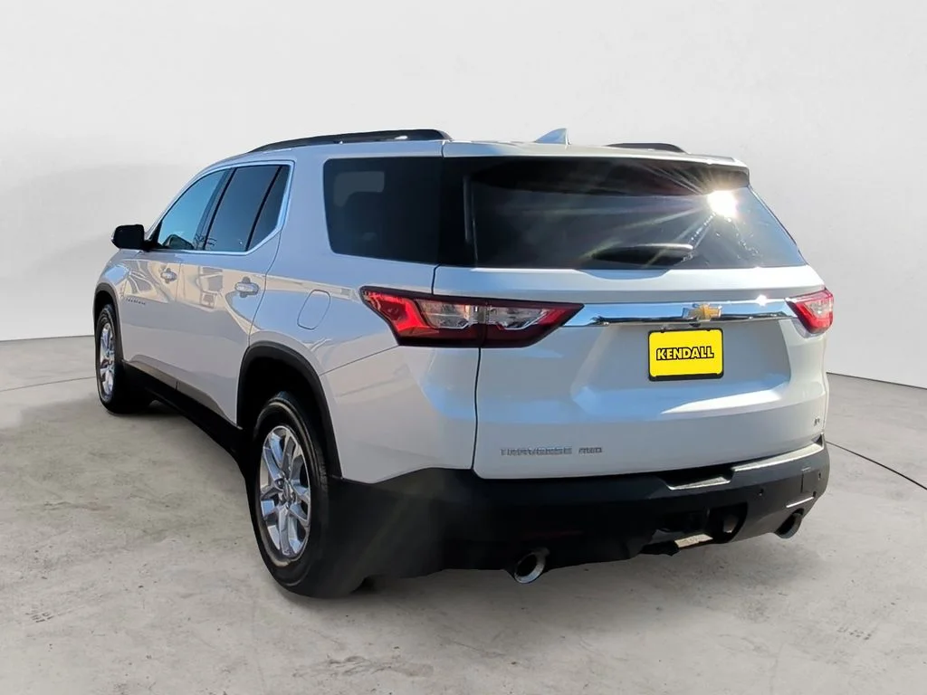 Used 2019 Beige Chevrolet 3LT image 3