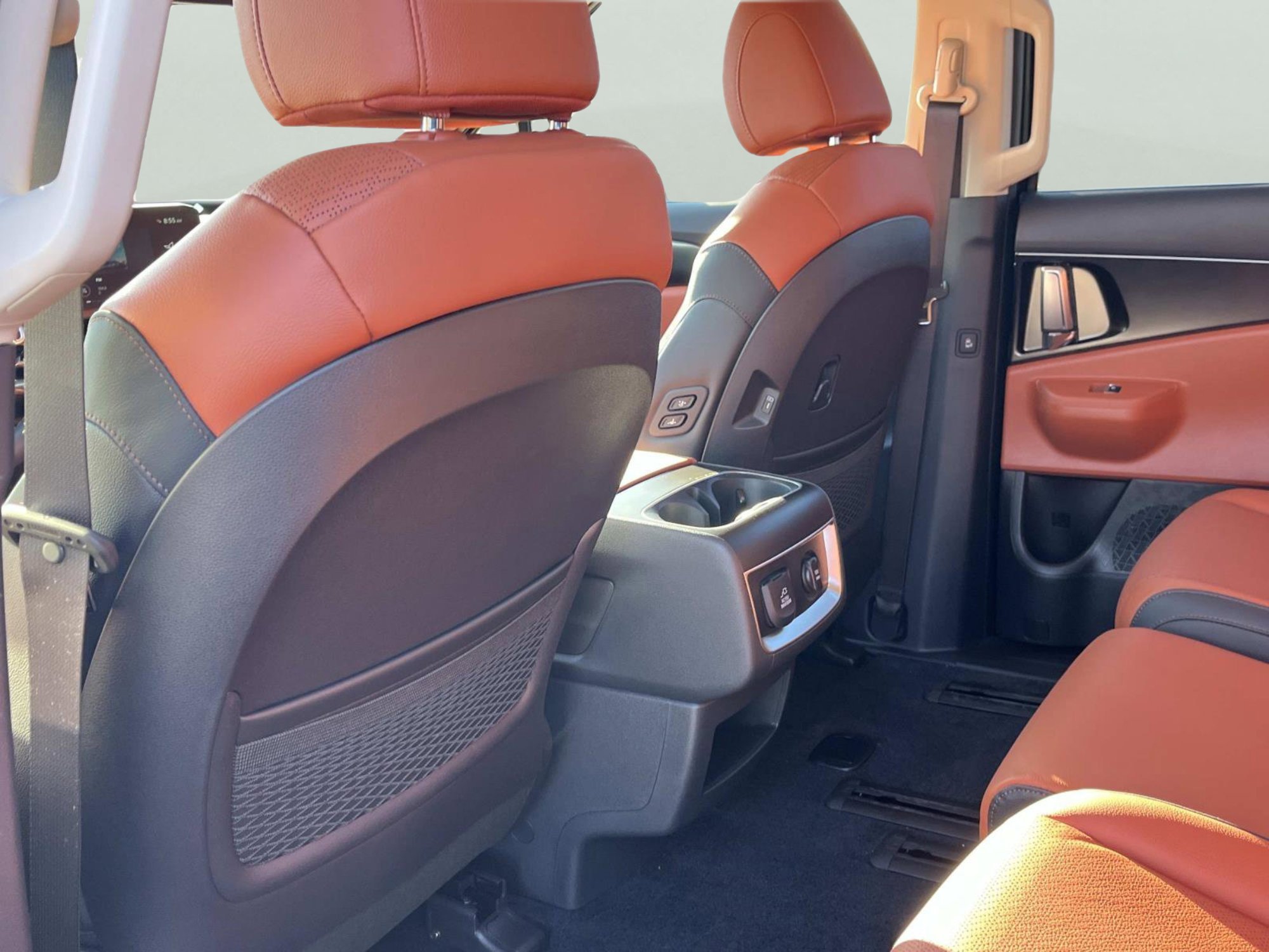 New 2026 Aurora Black Pearl Kia SX Prestige image 23
