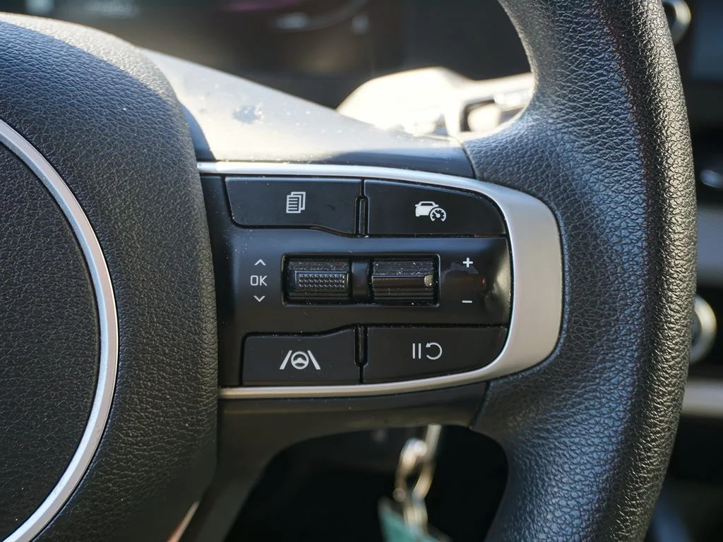 2023 Kia Sportage LX - Photo 22